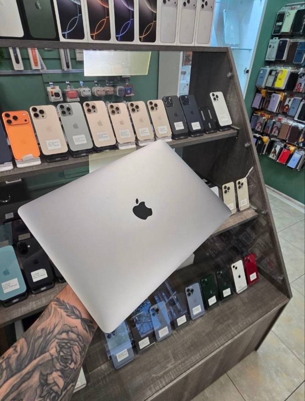 Apple MacBook Pro 13