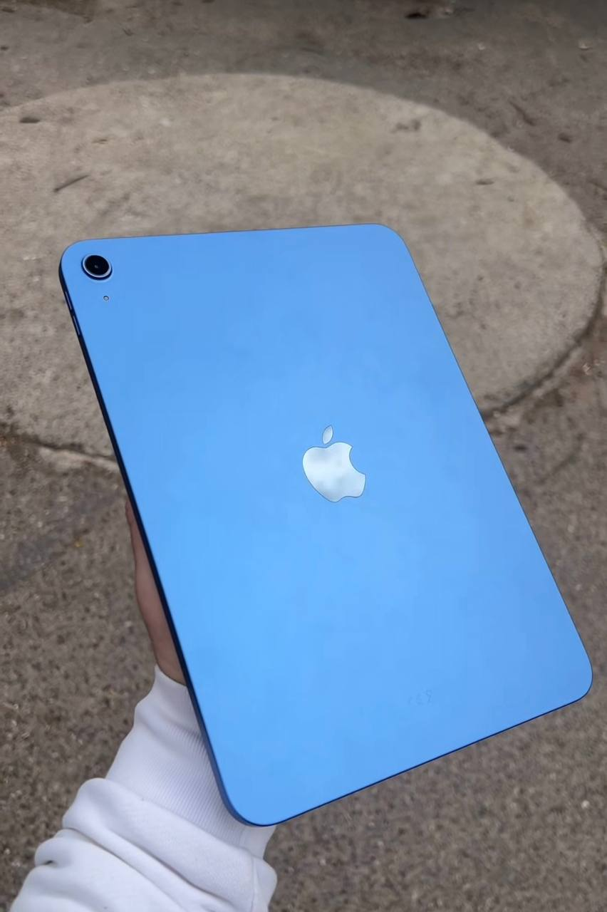 Apple iPad 11